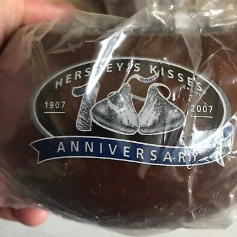 😀Dessert Fondue - 100 Anniversary Hershey's Kisses Brand New unused - Picture 8 of 10